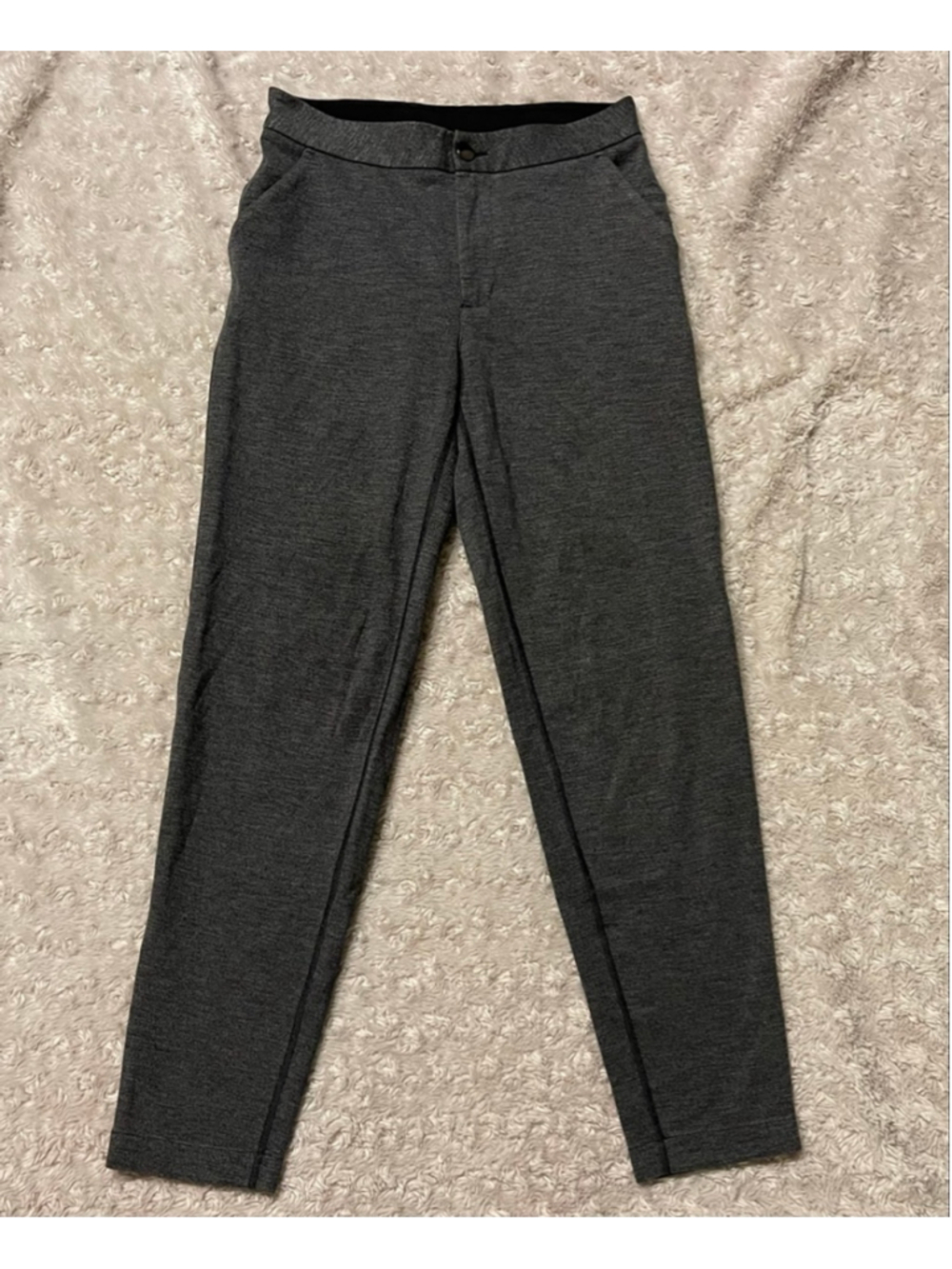 Lululemon Women's City Trek Trouser II, Size 4, 27” Inseam, EUC